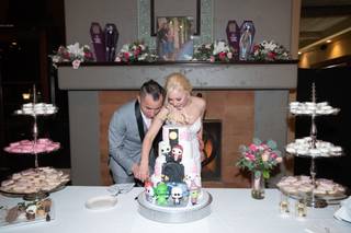 Mare's Custom Cakes - 8
