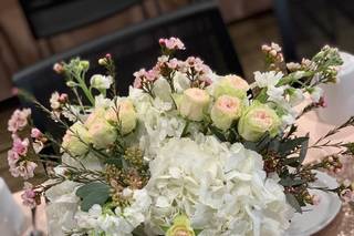 Nature's Best Floral & Boutique - 44
