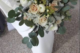 Designs By Linda Florist - 80