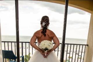 Nikki's Glitz And Glam Bridal Boutique - 6