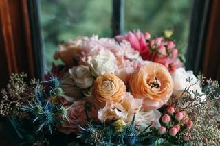 Middlebury Floral & Gifts - 29