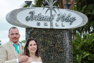 Island Way Grill - 5