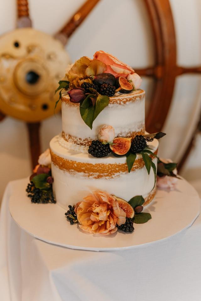 Vein Jane's Cakes and Pastries - 2