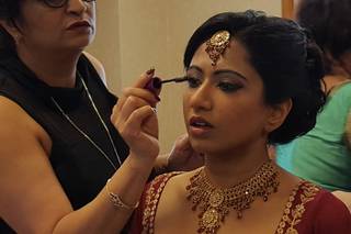 Looks by Jassi - 40