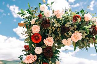Petal and Bean Floral and Event Planning - 23