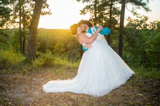 Hand Heart and Crown Weddings - 32