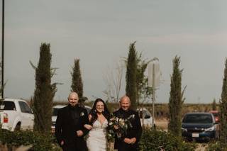 Evanelle Vineyards - Wedding & Event Venue - 16