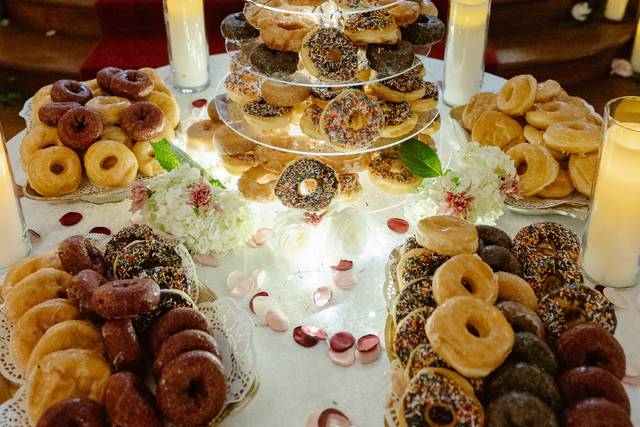 A Peachy Keen Wedding 4