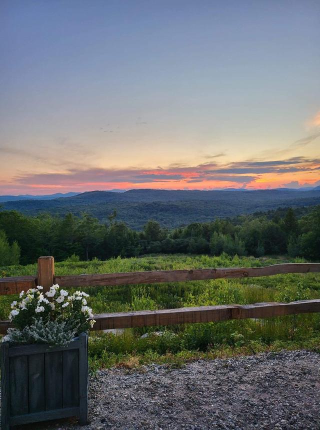 Granite Ridge Estate & Barn - 2