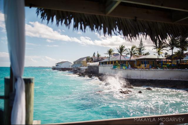 Compass Point Beach Resort - 4