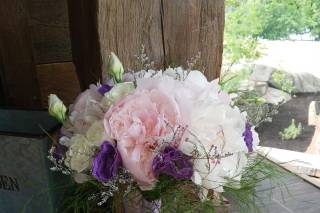Blooms by the Box - 94