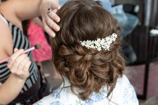 Laura Cross Makeup Artistry LLC - 14