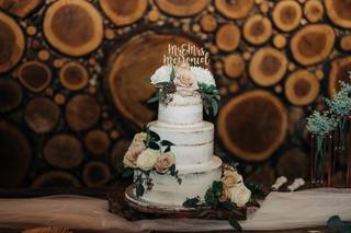 Creative Cakes by Monica 2