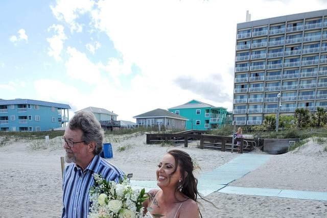 Courtyard By Marriott Carolina Beach 2