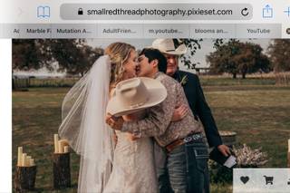Small Red Thread Photography - 16
