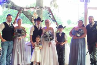 Whispering Oaks Winery - 8
