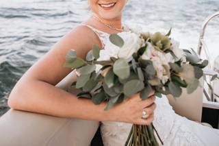 La Boutique Photography & Makeup Artistry - 30