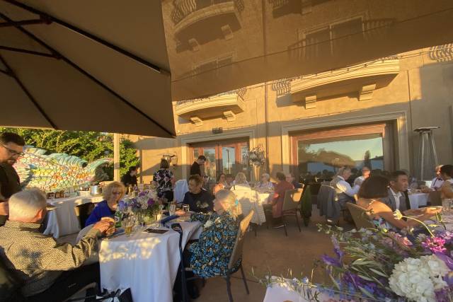 Scott's Seafood On The River 5