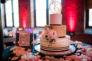 Chickadee Hill Cakes - 93