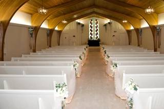 Glen Gables Wedding Chapel and Banquet Hall - 4