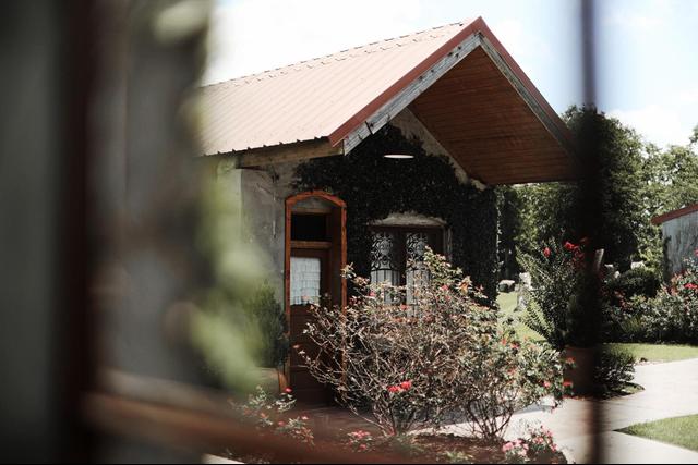 Olde Dobbin Station - 4