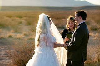 Seal It With A Kiss Ceremonies - 17