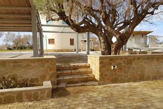 {Crete for Love} - 121