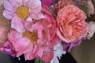 Oak and Fig Floral - 35