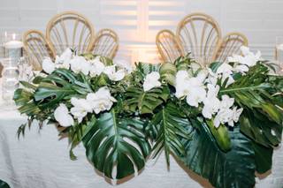 Mi Vintage - Farm Tables & Lounge Rentals - 18