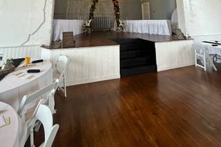 Red Brick Hall - 22