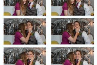 GingerSnap Photo Bus - 16