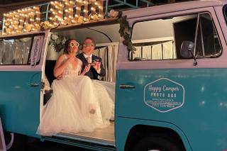 Happy Camper Photo Bus - 40