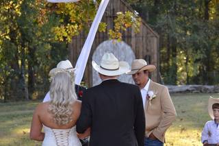 Larson Valley Wedding and Event Venue - 15