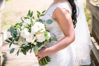 Laura's Flower Boutique - 28