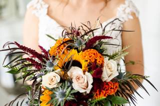 Designs By Linda Florist - 22