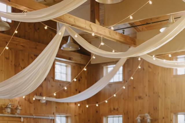 Inn at Manchester Celebration Barn 3