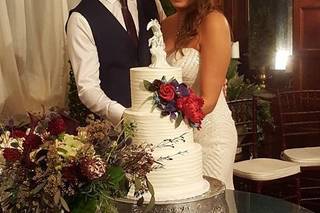 Couture Cakes of Greenville - 31
