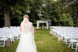 The Saltbox Inn & Stables - 8