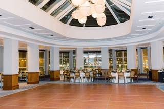 Renaissance Chicago Downtown Hotel - 6