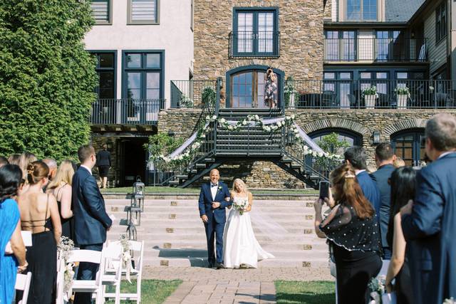 The Lake House Inn 3