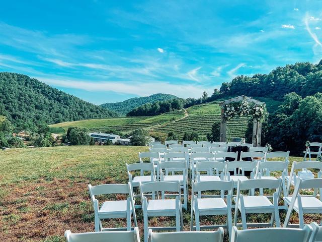 DelFosse Vineyards and Winery - 4