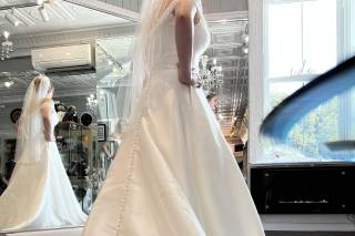 LaBella Bridal Boutique - 15