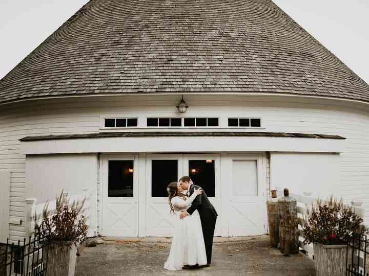 Round Barn Farm Event Center Venue Red Wing Mn Weddingwire