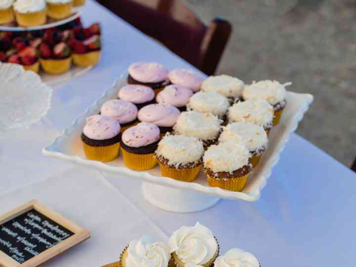 Black Cat Bakery Wedding Cake Missoula Mt Weddingwire