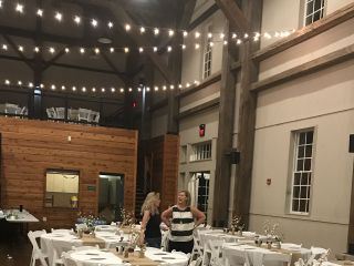 Muhlhauser Barn Venue West Chester Oh Weddingwire