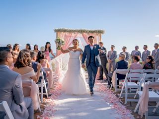 Orange County Beach Weddings Planning Laguna Hills Ca Weddingwire