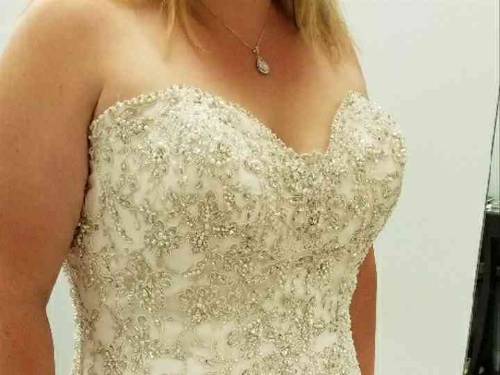 New York Bride Co Dress Attire Syracuse Ny Weddingwire