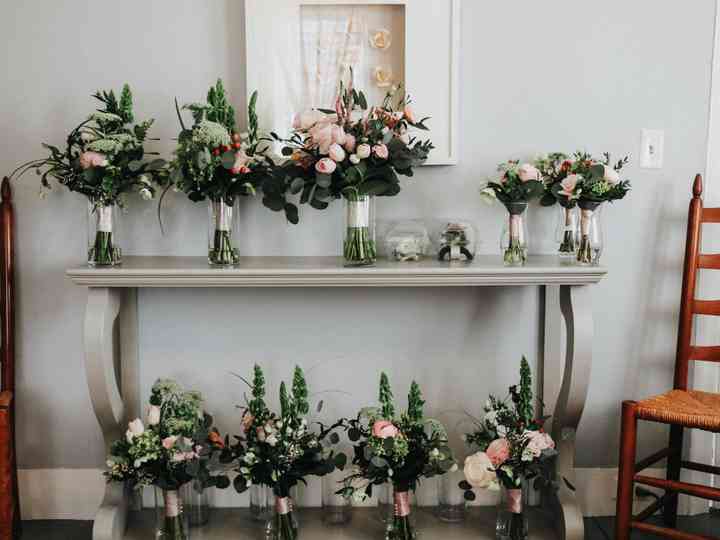 The French Bouquet Florist Flowers Worcester Ma Weddingwire
