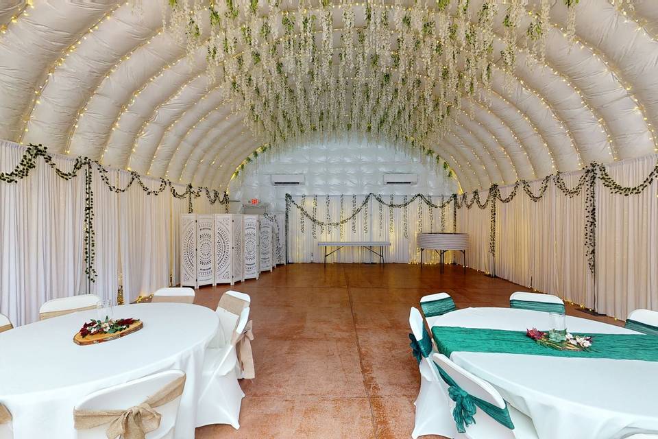 Honeymoon Creek Weddings 3d tour