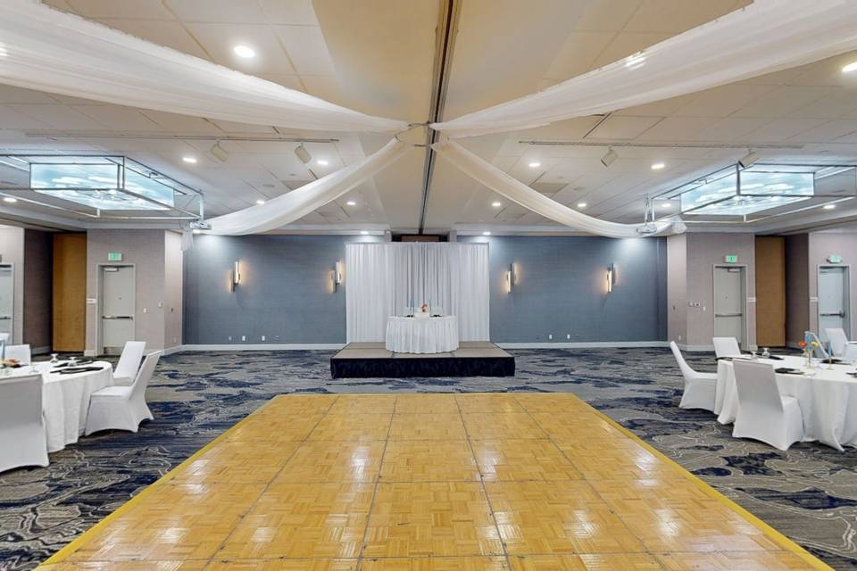 DoubleTree by Hilton Davenport 3d tour